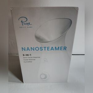 Nano Steamer Pure Daily Care Face Steamer with Face Implements ~ New